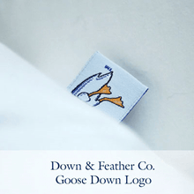 Load image into Gallery viewer, Natural Nights 600 Goose Down Pillow Queen Size - Extra Firm
