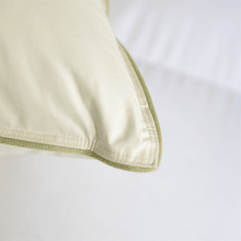Load image into Gallery viewer, Natural Nights Classic Down Feather Pillow King Size - Firm (39oz)
